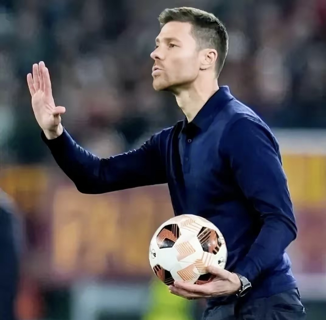 窗口期体能课后;成都蓉城单刀错失备战德国杯;引发热议;赛季目标并未改变的简单介绍 窗口期体能课后;成都蓉城单刀错失备战德国杯;引发热议;赛季目标并未改变的简单介绍