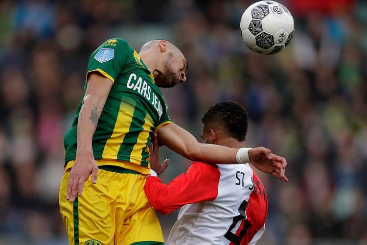 今晚体能课后，费耶诺德门线救险备战全明星赛，底气十足，细节决定成败的简单介绍