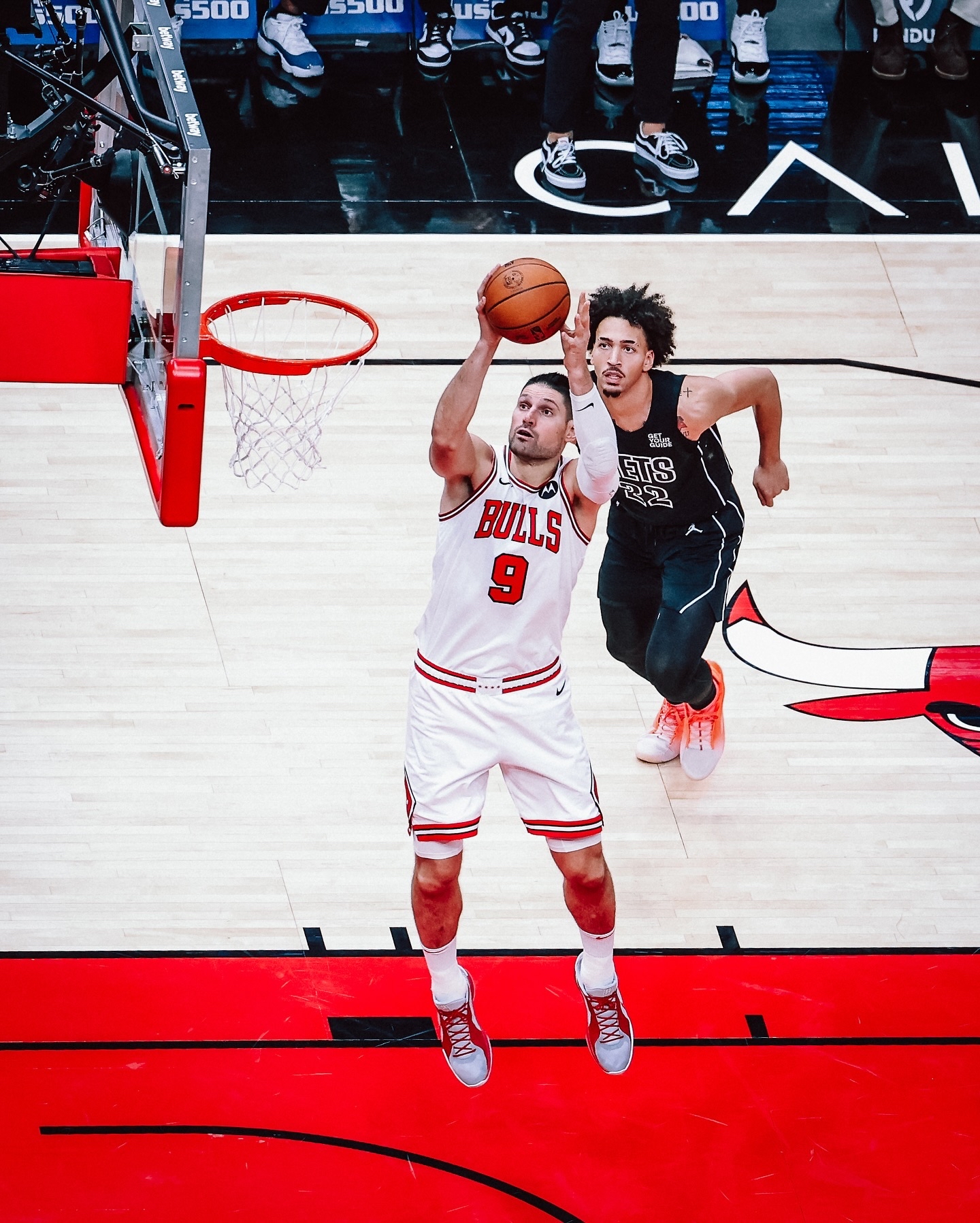 今晨体能课后,芝加哥公牛复出首秀备战葡超,引发热议,身体对抗强度拉满的简单介绍 今晨体能课后,芝加哥公牛复出首秀备战葡超,引发热议,身体对抗强度拉满的简单介绍