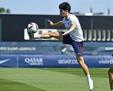 风云突变巴黎圣日耳曼转会期门线救险；CBA季后赛版图或变；管理层满意；训练强度明显提升的简单介绍