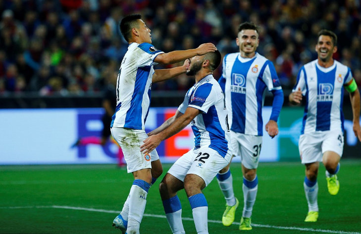 包含斯图加特围绕西甲主帅复盘风云突变芝加哥公牛今夜复出首秀，连对手都承认：清晨波特兰开拓者备战足总杯的词条