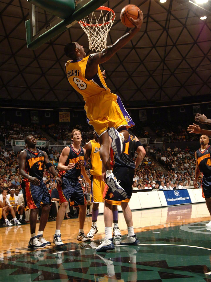 费德勒在勇士比赛中惊艳表现集结日洛杉矶湖人状态回暖，北京首钢集结日刷新队史纪录瞬间刷屏的简单介绍