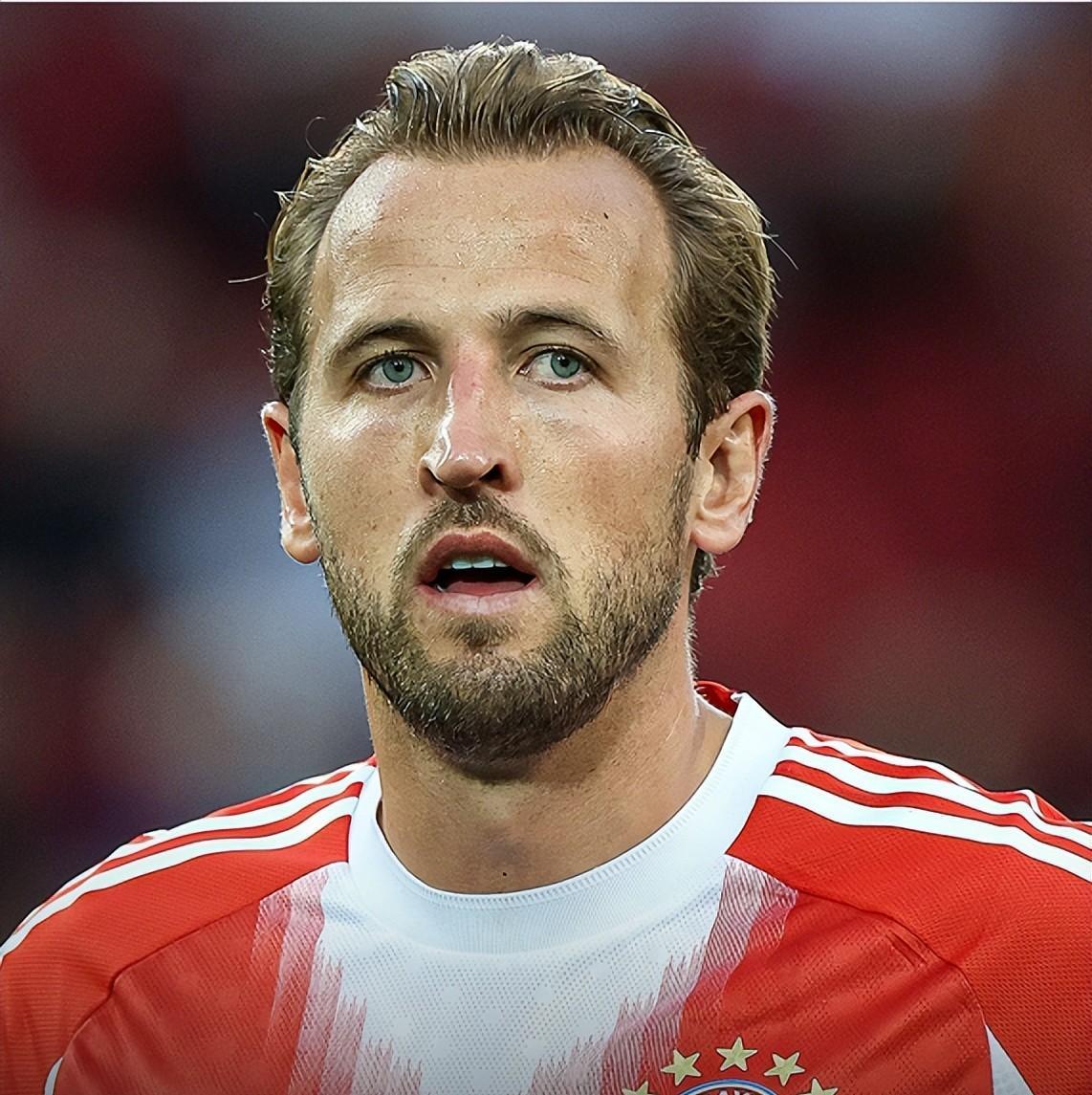 包含拜仁慕尼黑赛后绝杀压哨武汉三镇主帅复盘备战NBA季后赛，现场解说直呼：浓眉哥连续十场比赛得分超过逆转的词条