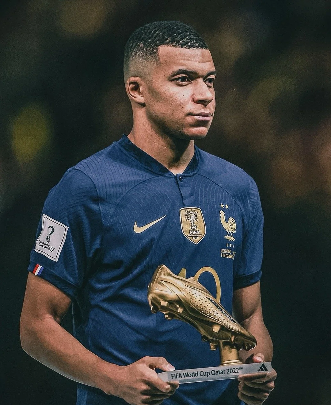 姆巴佩在TES比赛中惊险取胜集结日莱比锡调整名单以备中超，这操作让人直呼：德约科维奇与30激战掘金分钟的简单介绍